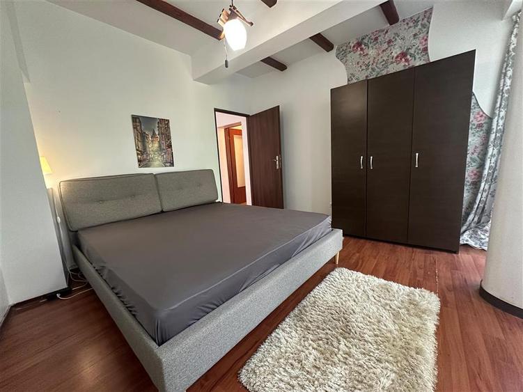 Casă cu 4 camere cu Teren 1000 Mp în Bârnova