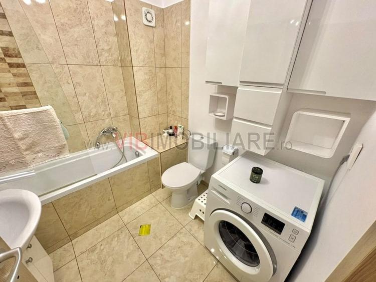 Apartament cu 3 camere semidecomandat în Gara de Nord