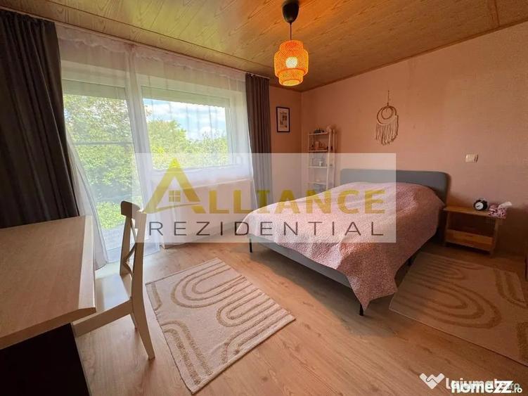 Casă cu 7 camere cu Teren 1086 Mp în Frumușani