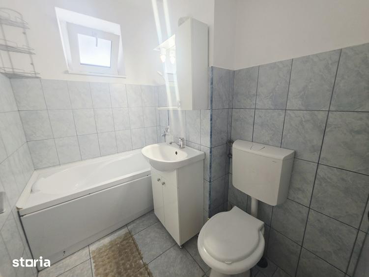 Apartament cu 2 camere decomandat în Astra
