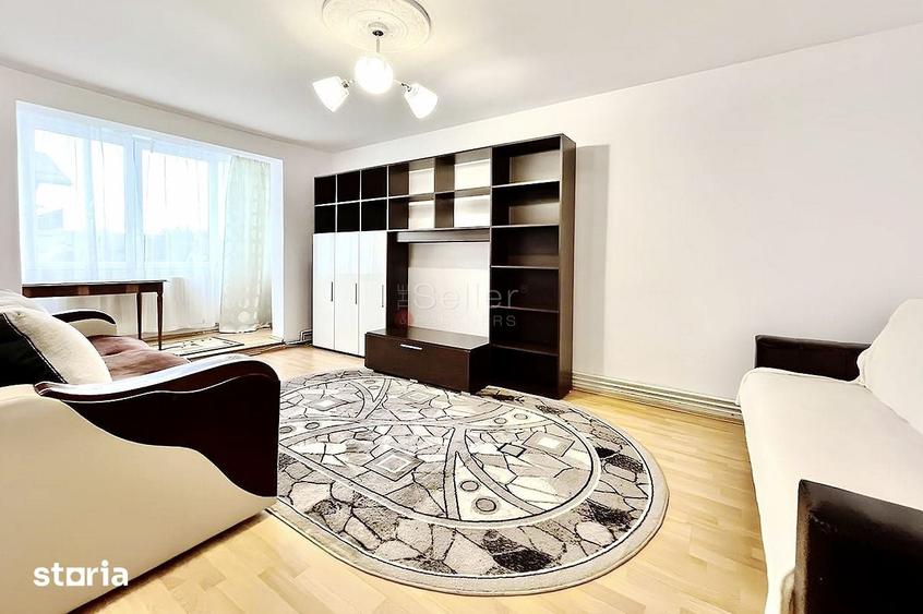 Apartament cu 3 camere în Tractorul