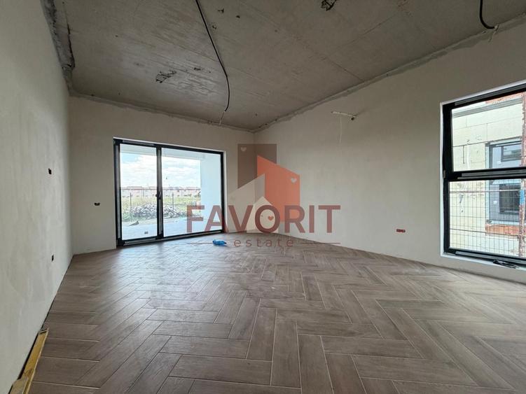 Apartament cu 3 camere decomandat în Săcălaz