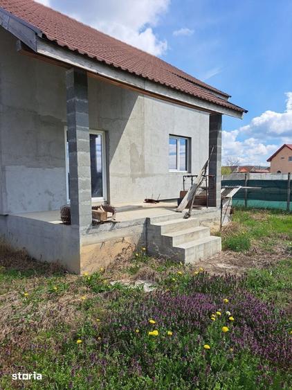 Casă cu 4 camere cu Teren 357 Mp în Central