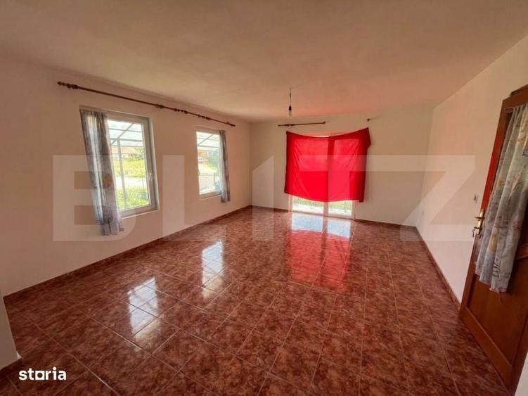 Casă cu 4 camere în Chiraleș