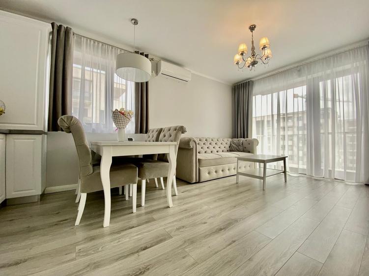 Apartament cu 3 camere decomandat în Central
