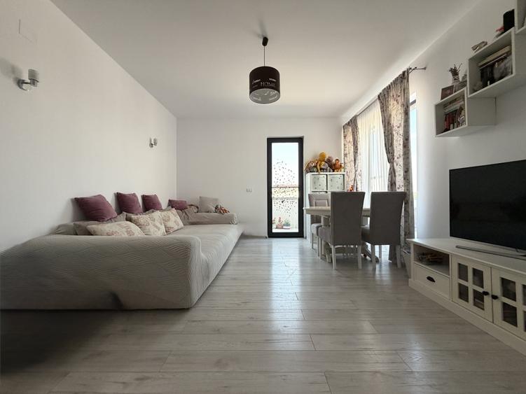 Apartament cu 2 camere decomandat, mobilat în Giroc