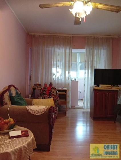 Apartament cu 2 camere decomandat în Tomis II