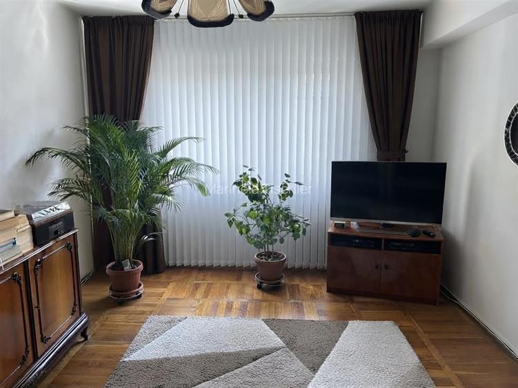Vand ap.3camere,ultracentral,64mp,et.interm,centrala termica,2 balcoane,locatie