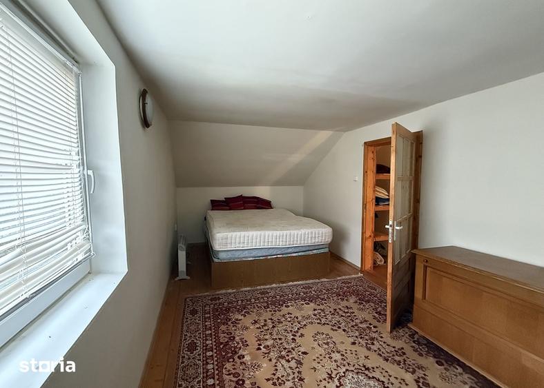 Casă cu 3 camere cu Teren 1400 Mp în Curățele