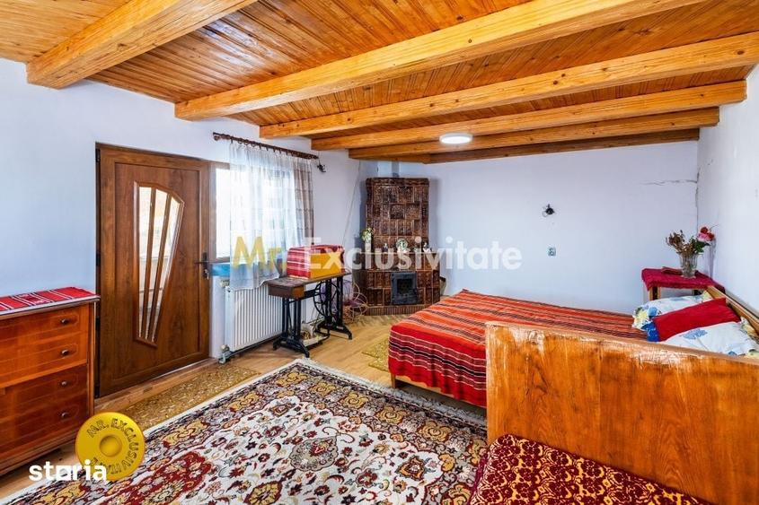 Casă cu 8 camere cu Teren 5232 Mp în Căldăraru