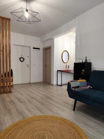 Apartament cu 2 camere decomandat în Exterior Vest
