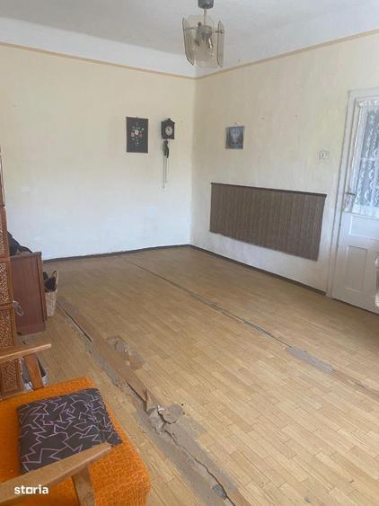 Casă cu 3 camere în Borș