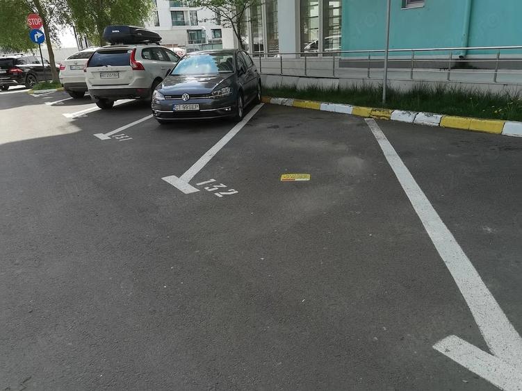 Apartament cu 2 camere decomandat în Exterior Vest