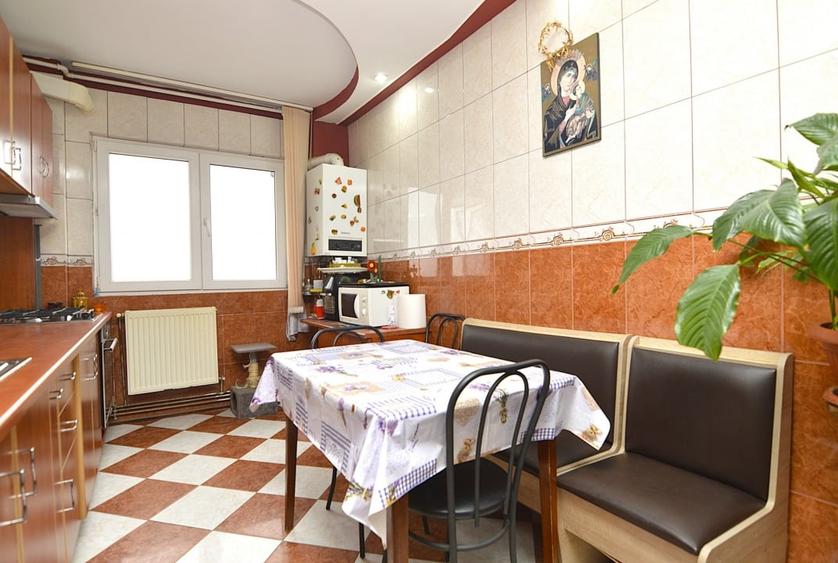 VANZARE APARTAMENT 4 CAMERE RAHOVA – MARGEANULUI - 16