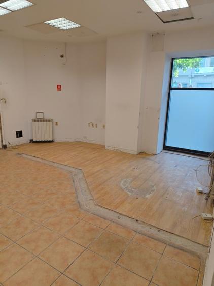 Spațiu comercial, de 160 mp, în Capitol