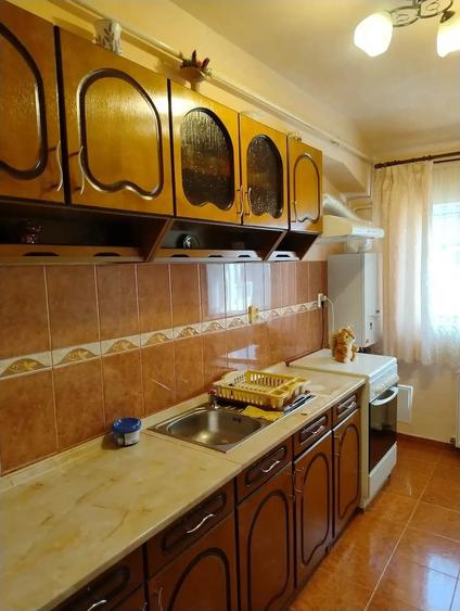 Apartament cu 2 camere decomandat în Florești