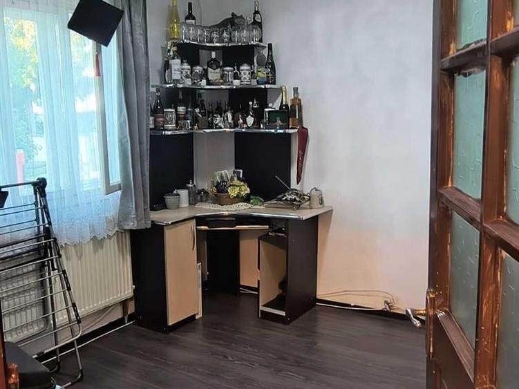 Casă individuală cu 3 camere cu Teren 10500 Mp în Tișăuți