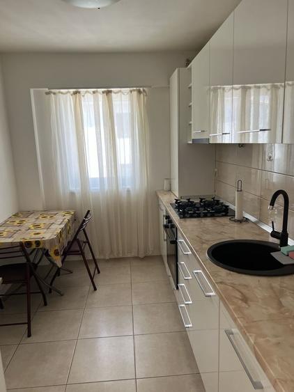 Apartament de inchiriat , 2 camere+loc de parcare - 3