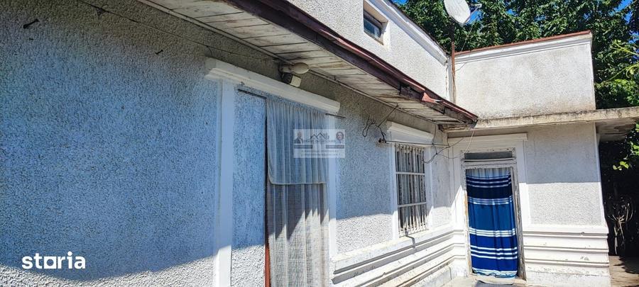 Casă cu 3 camere cu Teren 1108 Mp în Central