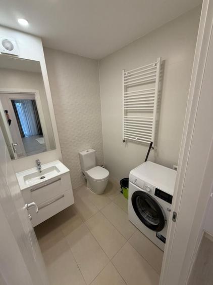 Apartament cu 2 camere decomandat, mobilat în Splaiul Unirii