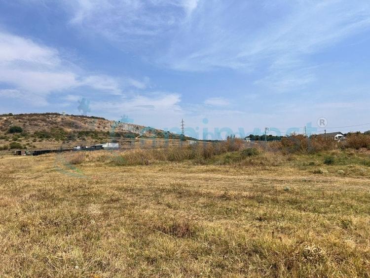 Teren Construcții intravilan de 500 mp, în Betfia