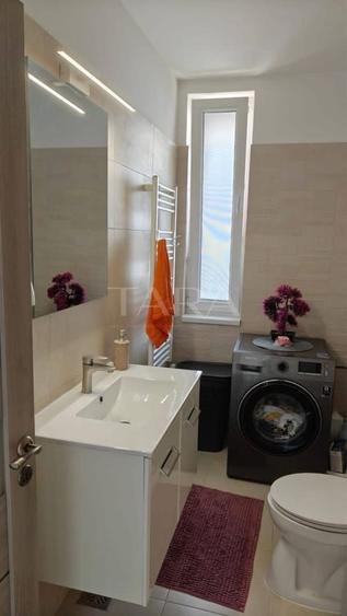 Apartament cu 3 camere decomandat în Baciu