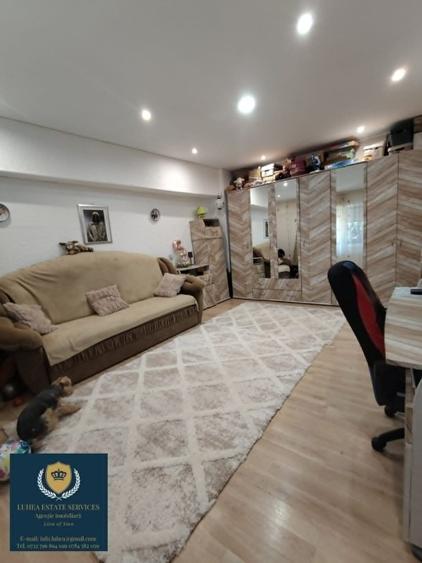 Apartament cu 3 camere decomandat în Centrul Civic