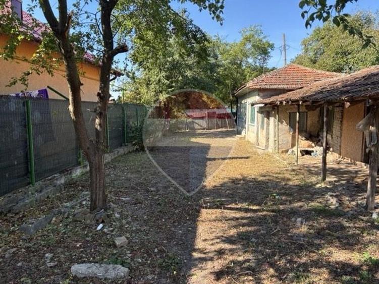 Teren Construcții intravilan de 3357 mp, în Olari