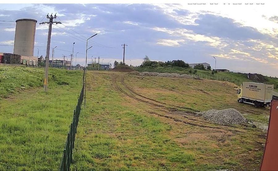 Teren de 1700 mp, în Geamăna