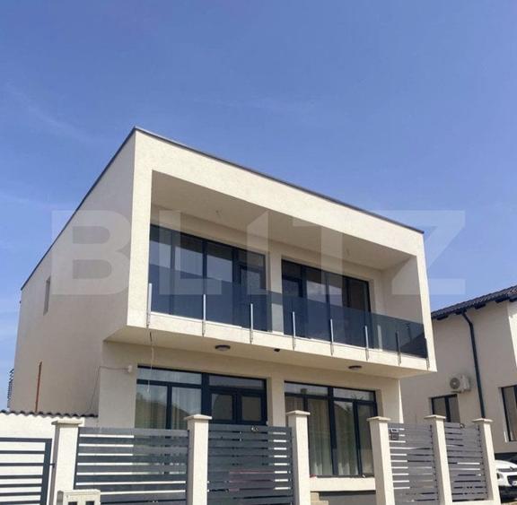 Duplex cu 4 camere cu Canalizare în Iorga