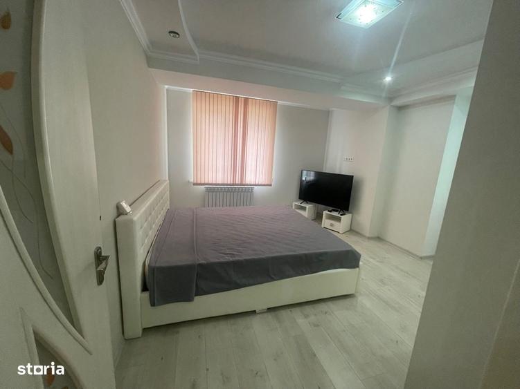 Apartament cu 2 camere semidecomandat în Colentina