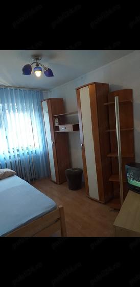 Apartament cu 3 camere decomandat în Pantelimon