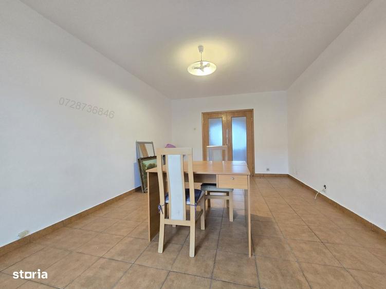 Apartament cu 5 camere în Centrul Civic