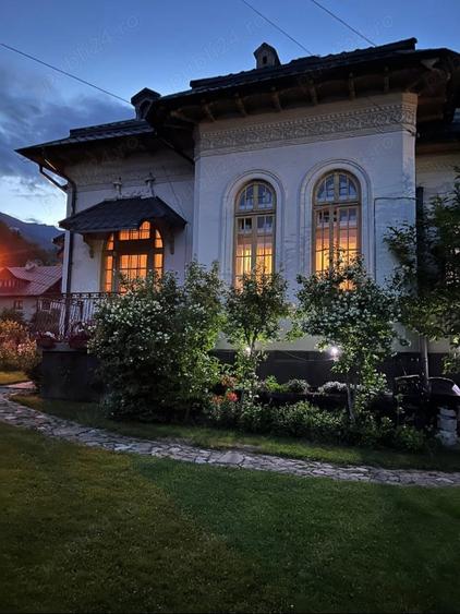 Casă cu 4 camere cu Teren 620 Mp în Sinaia