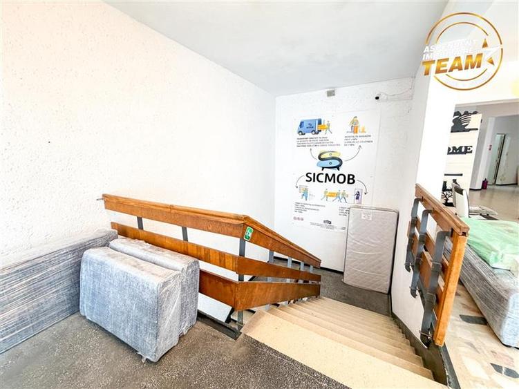 Spațiu comercial, de 553 mp, în Central