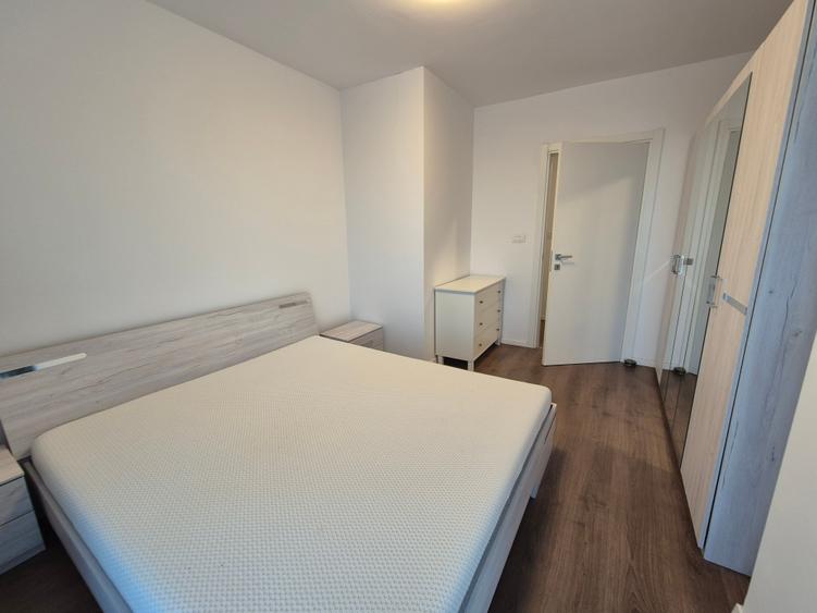 Apartament cu 2 camere decomandat, mobilat în Torontalului