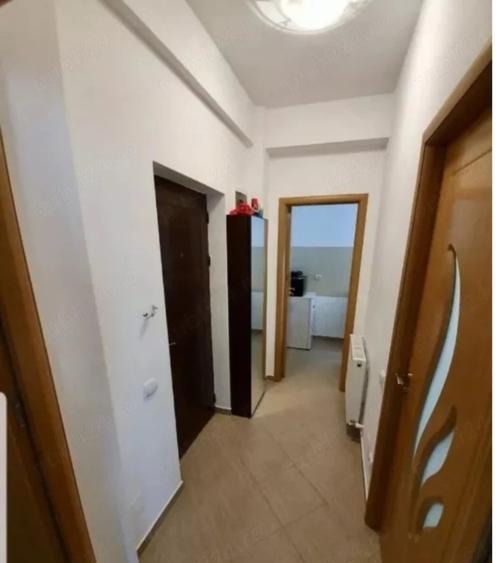 Garsonieră decomandată în Bucureștii Noi