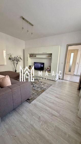 Apartament cu 3 camere, mobilat în Central