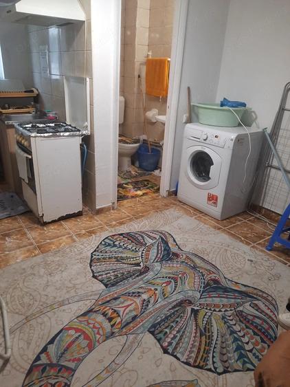 Garsonieră nedecomandată în Apărătorii Patriei