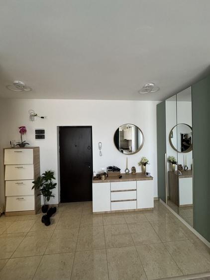 Apartament cu 2 camere decomandat în Berceni