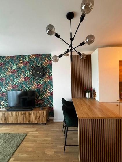Apartament cu 2 camere semidecomandat, mobilat în Dămăroaia