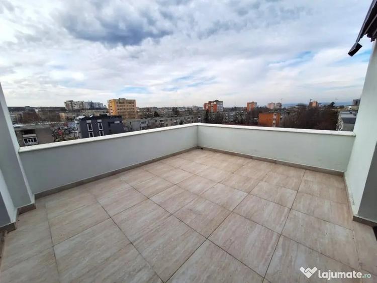 Apartament cu 4 camere decomandat în Craiovei