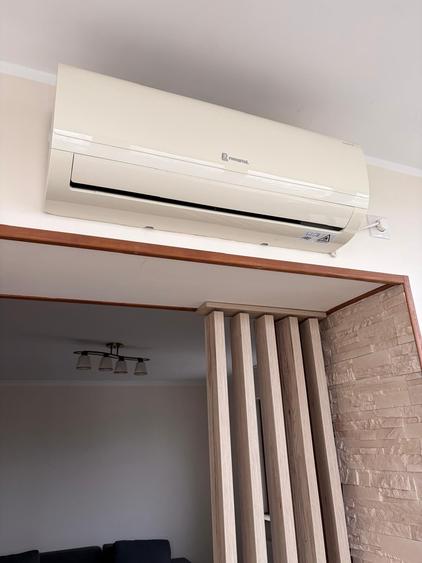 Apartament cu 2 camere semidecomandat în Olteniței
