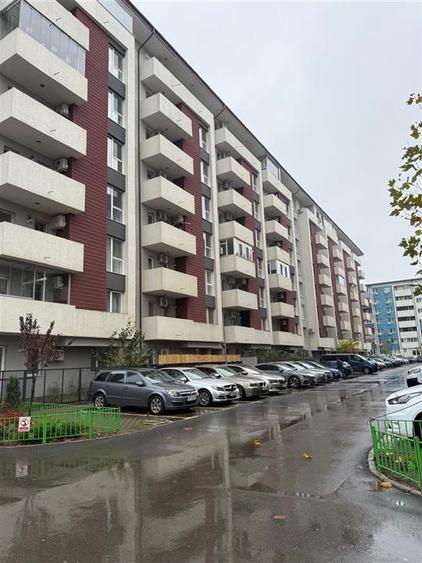 Apartament cu 3 camere decomandat, mobilat în Central