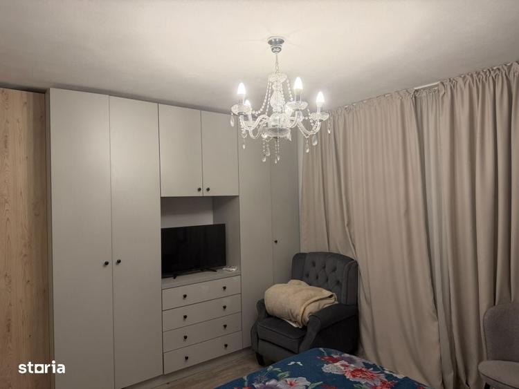 Casă cu 3 camere în Ungureni