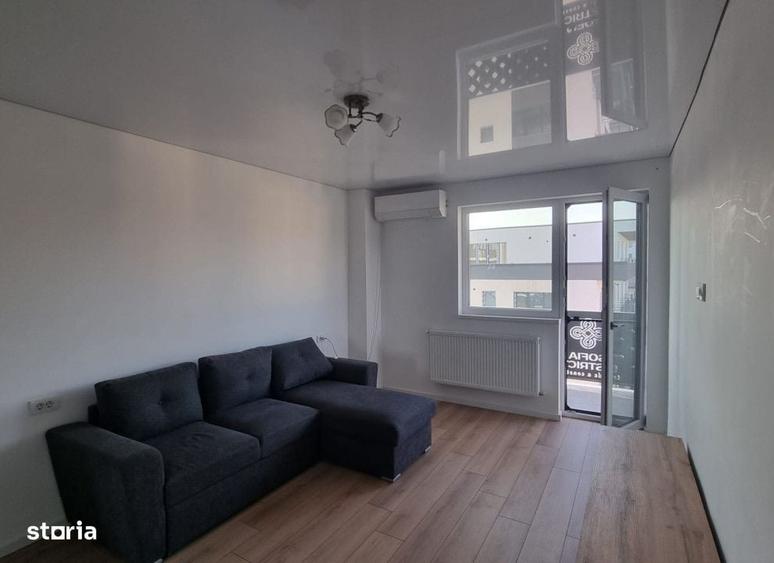 Apartament cu 2 camere decomandat în Bârnova