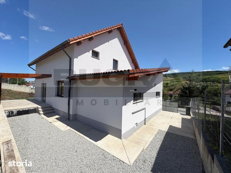 Casă cu 5 camere cu Teren 1000 Mp în Baciu