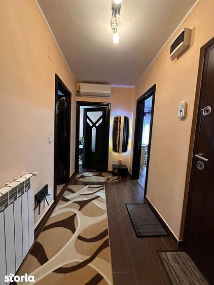 Apartament cu 3 camere în Central