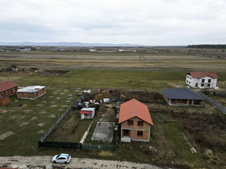 Teren de 500 mp, în Vladimirescu