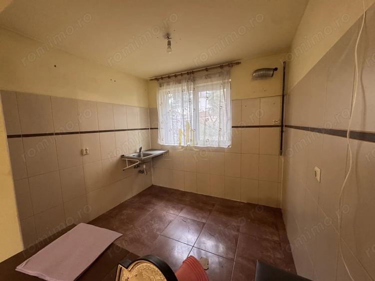 Casă cu 3 camere cu Teren 337 Mp în Central